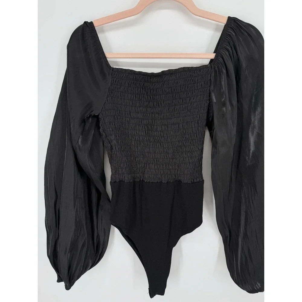 Lulus Black Smocked Square Neck Bodysuit with Satin Balloon Sleeves & Cutout M - Picture 5 of 6